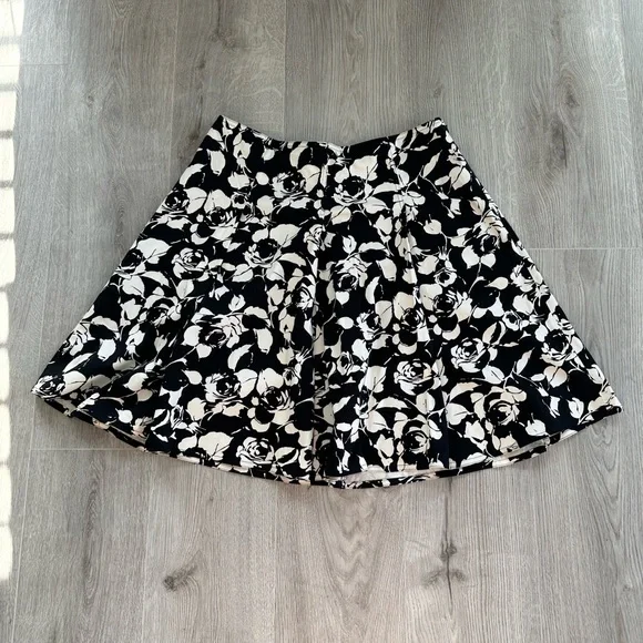 INC International Concepts Black and White Floral Print Skirt - Picture 2 of 5